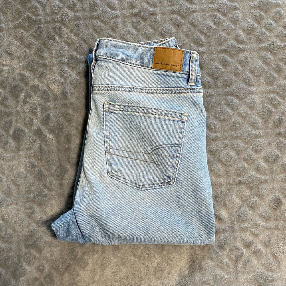 American Eagle Mom Jeans